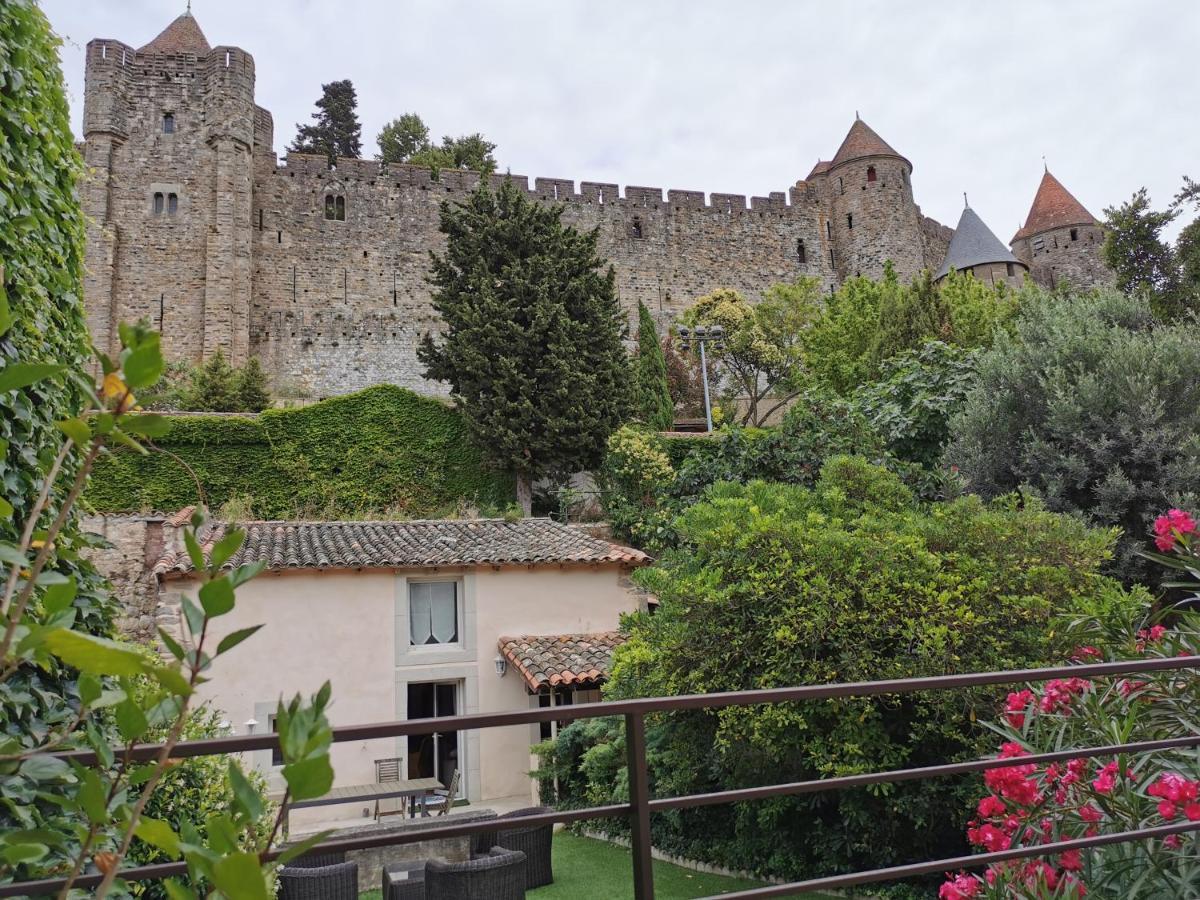 Maison De 1692 Et Son Jacuzzi Et Sa Dépendance, Avec Vue Exceptionnelle Sur La Cité Médiévale De Сasa de vacaciones Carcasona